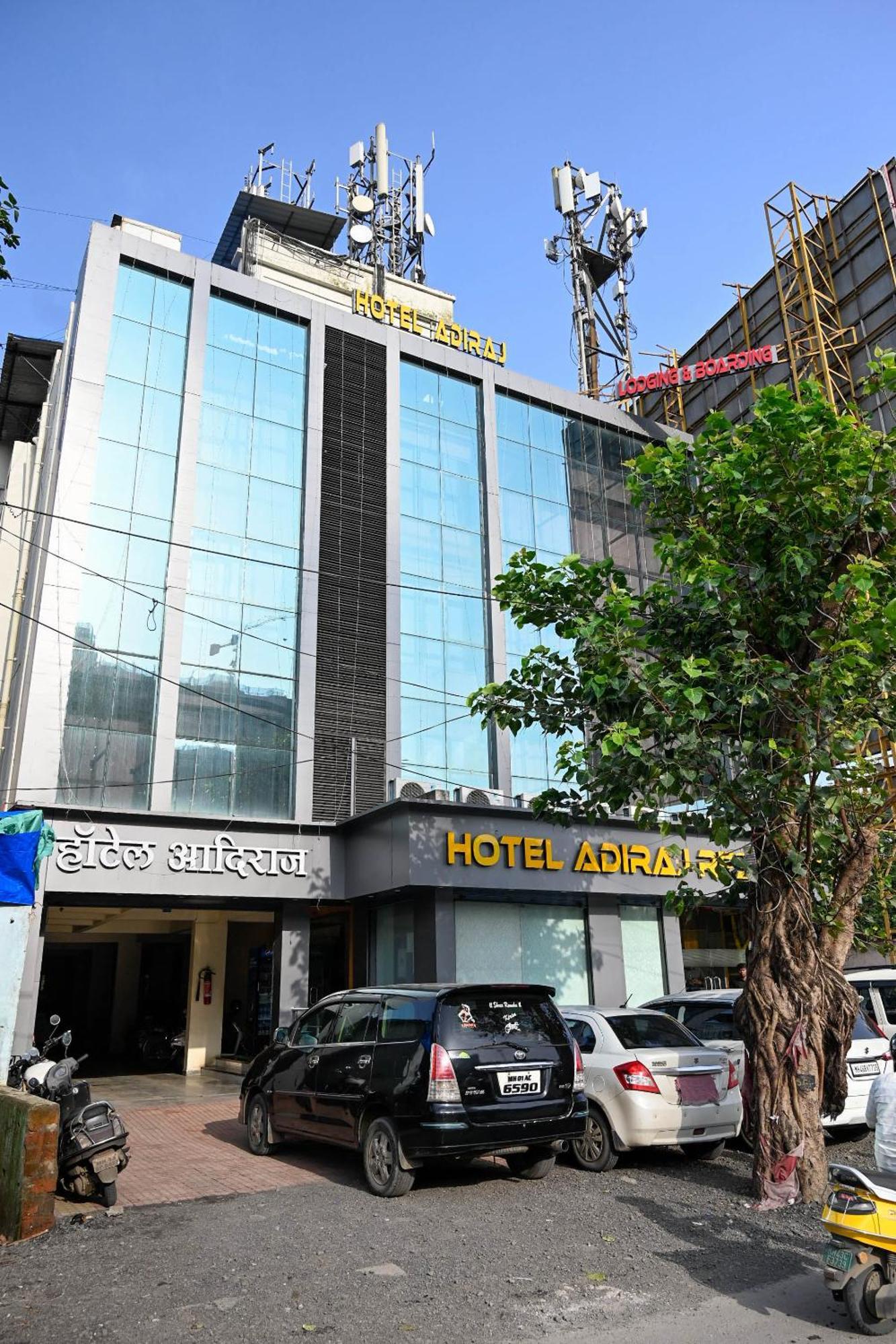 Adiraj Residency Hotel Нави Мумбай Екстериор снимка