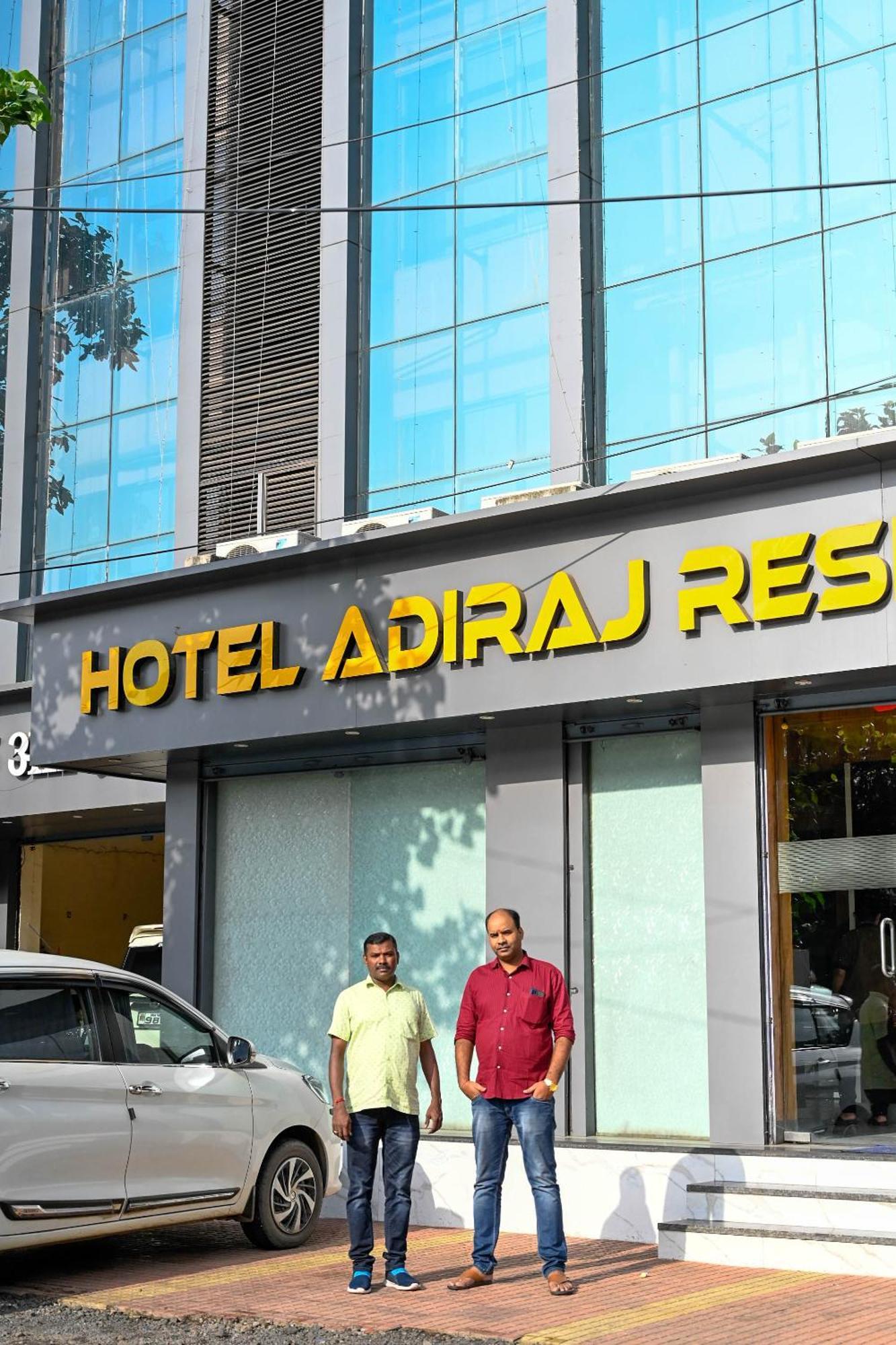 Adiraj Residency Hotel Нави Мумбай Екстериор снимка