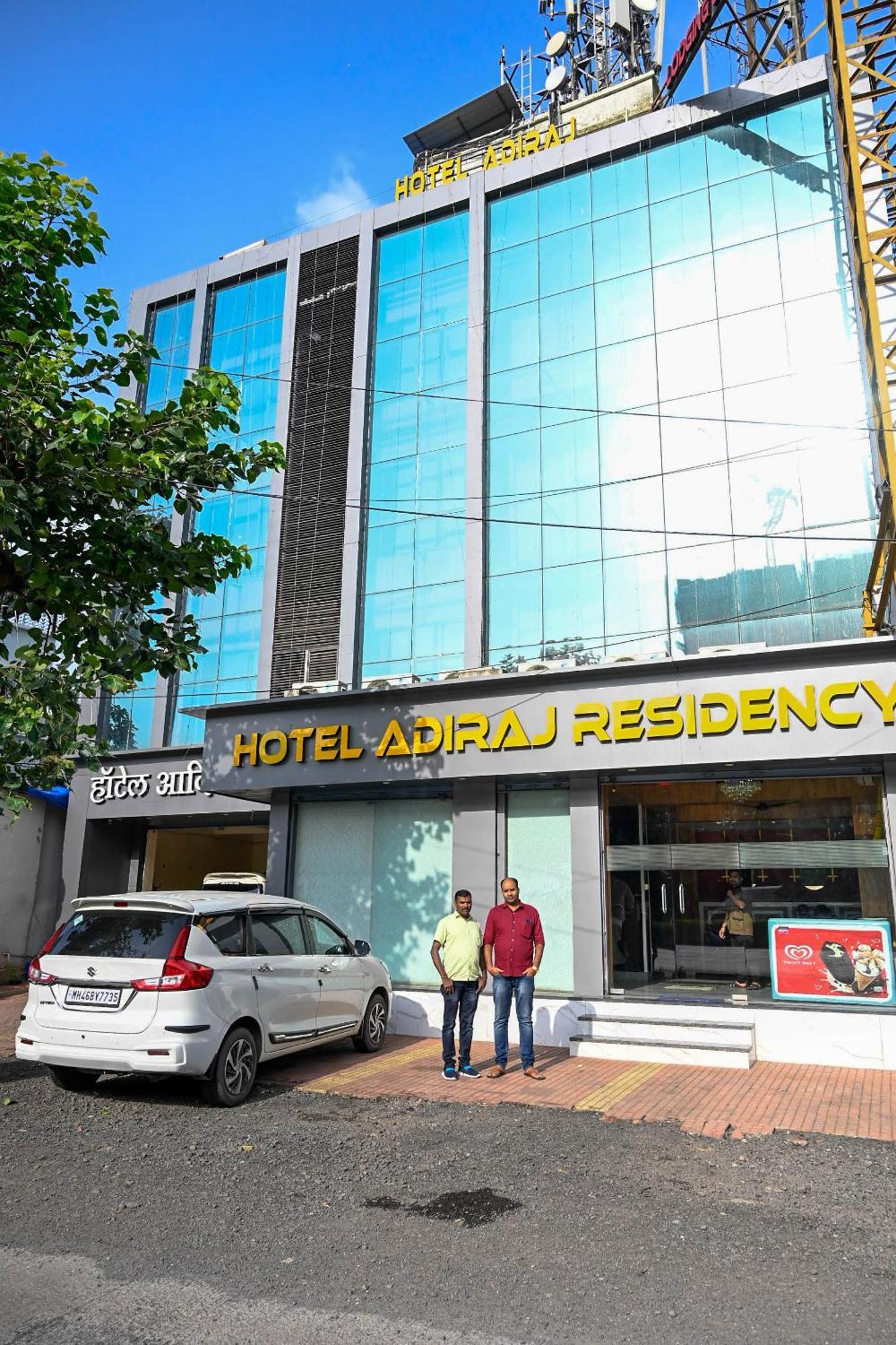 Adiraj Residency Hotel Нави Мумбай Екстериор снимка